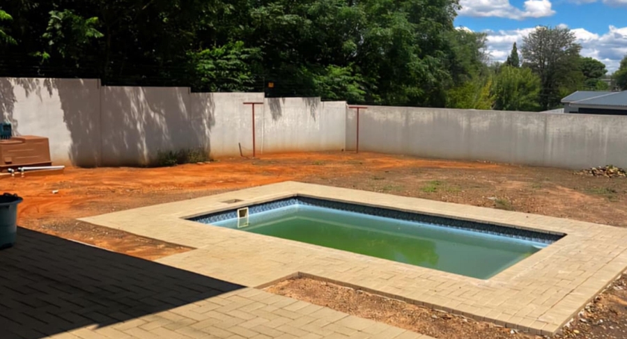 2 Bedroom Property for Sale in Kuruman Northern Cape